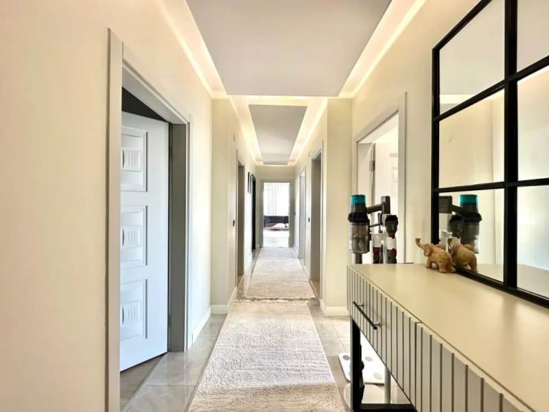 3 Bedroom Apartment with City and Sea View in Alanya, Cikcilli