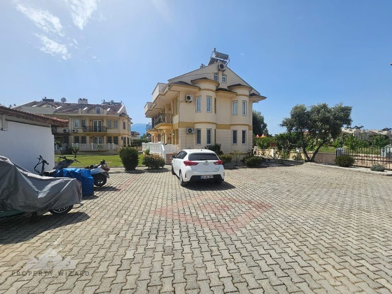 Calis Beach Property for Sale in a Well Positioned Complex
