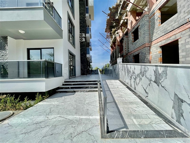 Refined Flat for Sale in Central Mahmutlar, Alanya, Turkey