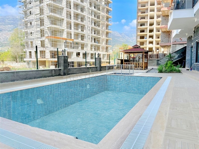 Refined Flat for Sale in Central Mahmutlar, Alanya, Turkey