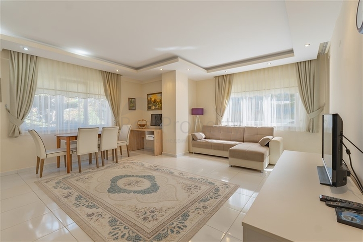 Spacious Flat Close to Beach in Mahmutlar Alanya for Sale