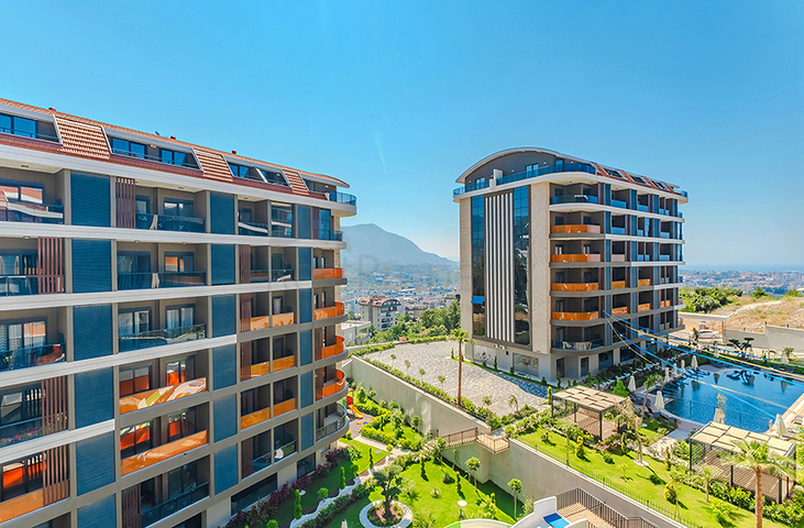 2 Bedroom Flat in a Nice Complex in Ciplakli Alanya for Sale