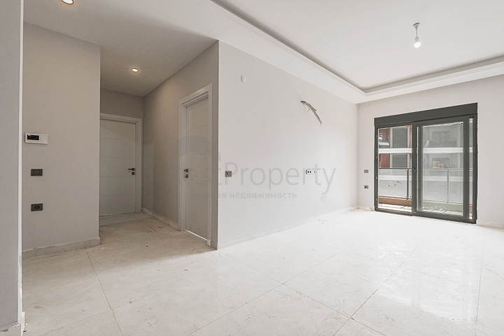 2 Bedroom Flat in a Nice Complex in Ciplakli Alanya for Sale