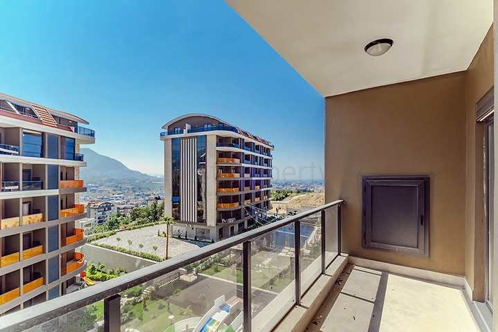 2 Bedroom Flat in a Nice Complex in Ciplakli Alanya for Sale