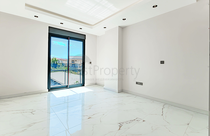 Garden Duplex with Private Terrace for Sale in Kargicak Alanya