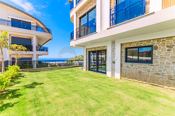 Garden Duplex with Private Terrace for Sale in Kargicak Alanya