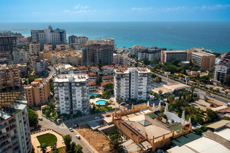 2 Bedroom Property with City and Sea Views for Sale in Alanya Turkey