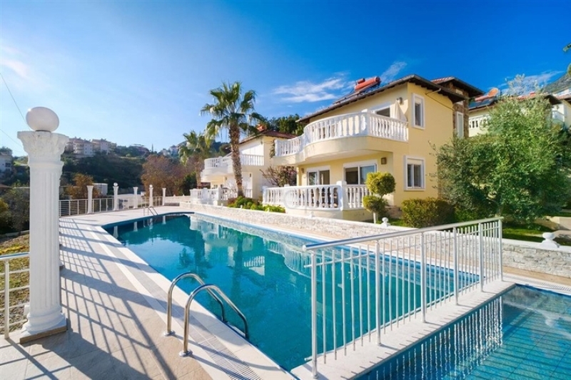 2 Bedroom Property on a Modern Complex in Cikcilli Alanya