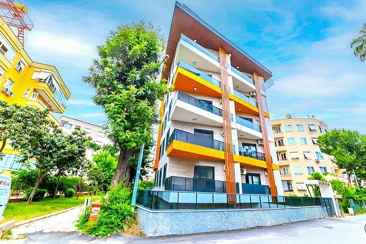 Cozy 2 Bedroom Duplex Flat for Sale in Alanya Centre