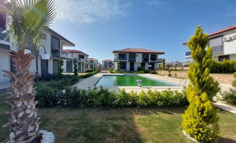 Brand-new 3 Bedroom Villa with Communal Pool for Sale in Altinkum Didim