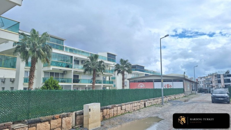 Centrally Located 3 Bedroom Duplex Flat for Sale in Didim Altinkum