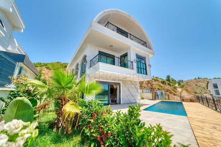 For Sale Luxury Villa Sea View Alanya l Kargicak