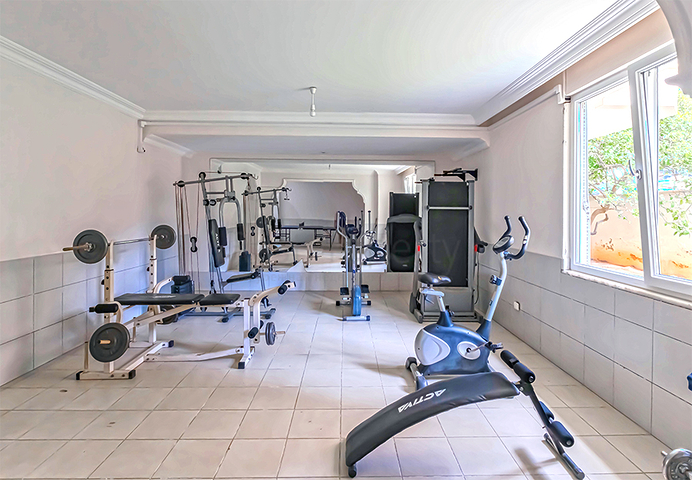 Furnished Flat, 150 Metres to the Beach in Alanya for Sale