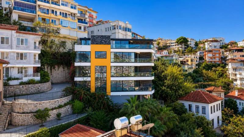 Modern Loft with City and Sea Views in Alanya Centrum for Sale