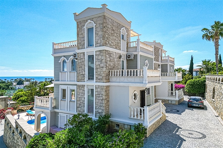 Premium Sea View Villa for Sale in Konakli Alanya l Oasis Club