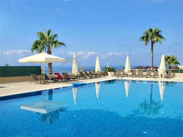 Sea View Duplex 3 Bedroom Property for Sale in Kleopatra Area in Alanya
