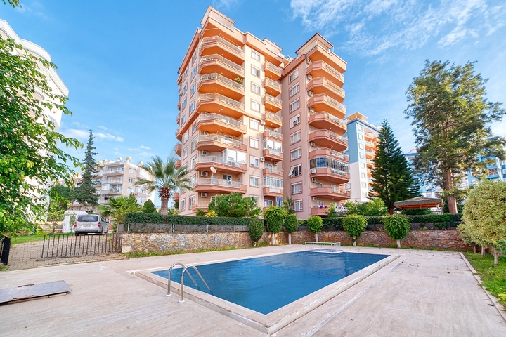 Spacious & Furnished 2 Bedroom Apartment for Sale in Alanya (1)