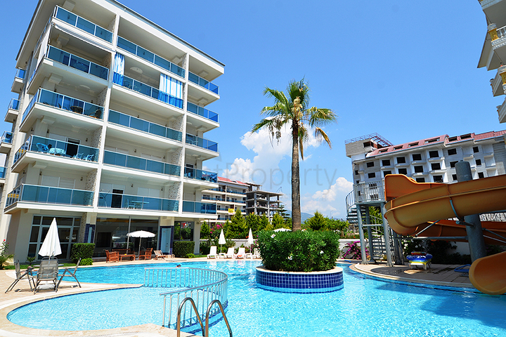 2 Bedroom Penthouse in Alanya l 50 metres from the Beach