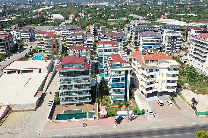 2 Bedroom Penthouse in Alanya l 50 metres from the Beach