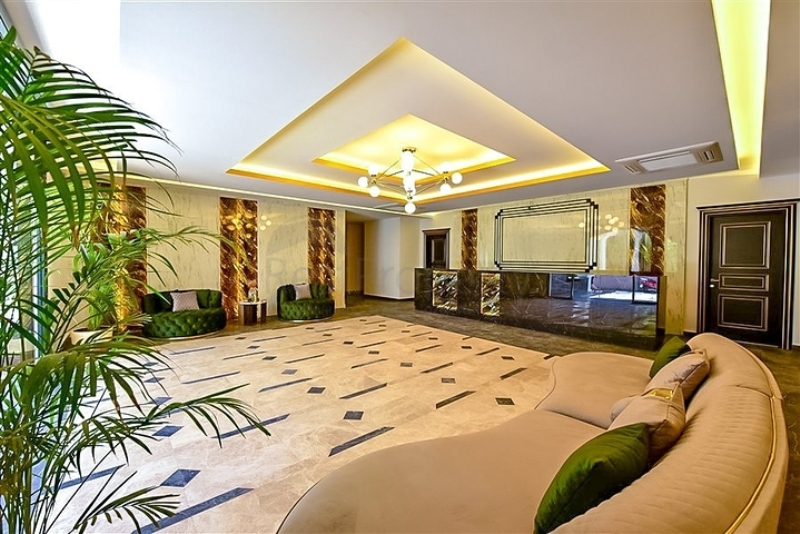 2 Bedroom Property in a Beach Front Complex in Alanya