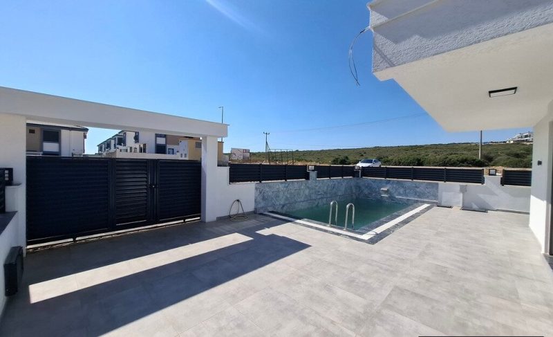 3 Bedroom Detached Villa with Pool for Sale in Altinkum Didim Turkey