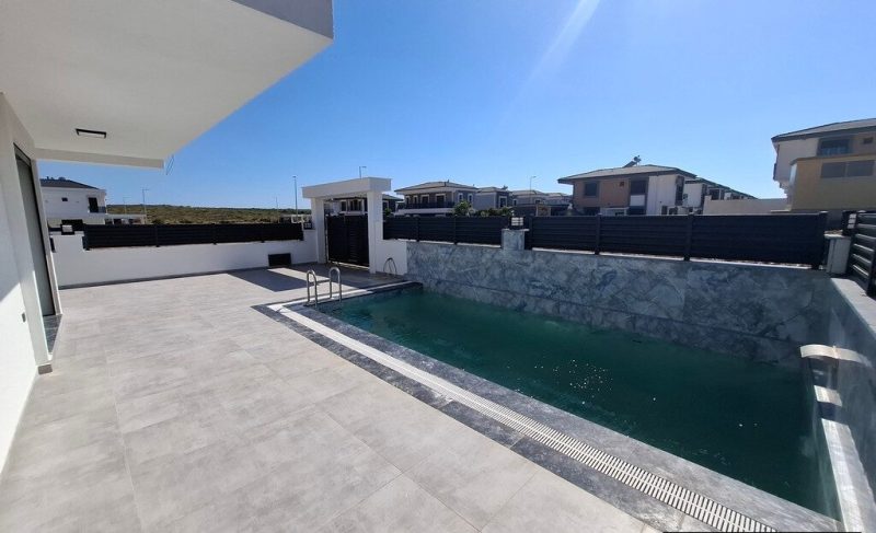 3 Bedroom Detached Villa with Pool for Sale in Altinkum Didim Turkey