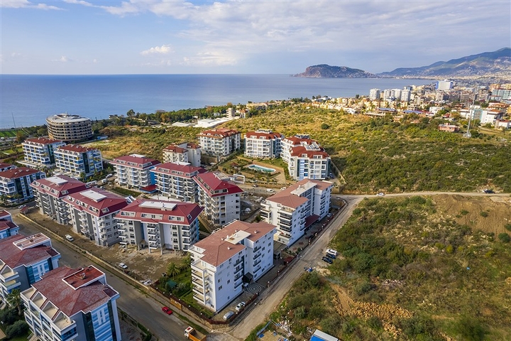 Affordable 1+1 Apartment in Kestel in a Modern Complex near the Beach