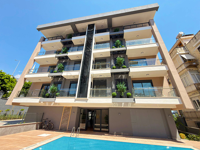 Attractive 2 Bedroom Property for Sale in Alanya Centre Turkey