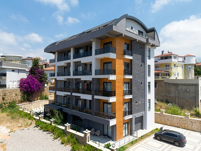 City and Sea View 1+1 Apartment for Sale in Oba Alanya