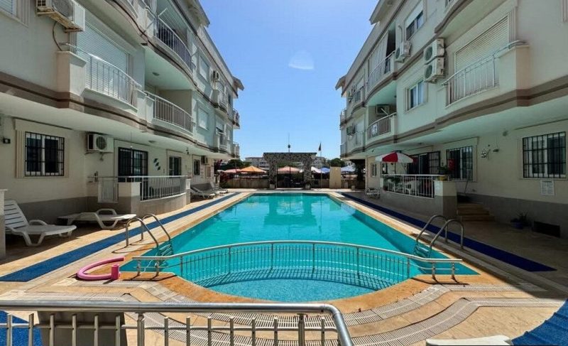 Bargain One Bedroom Property for Sale in Didim, Altinkum Area