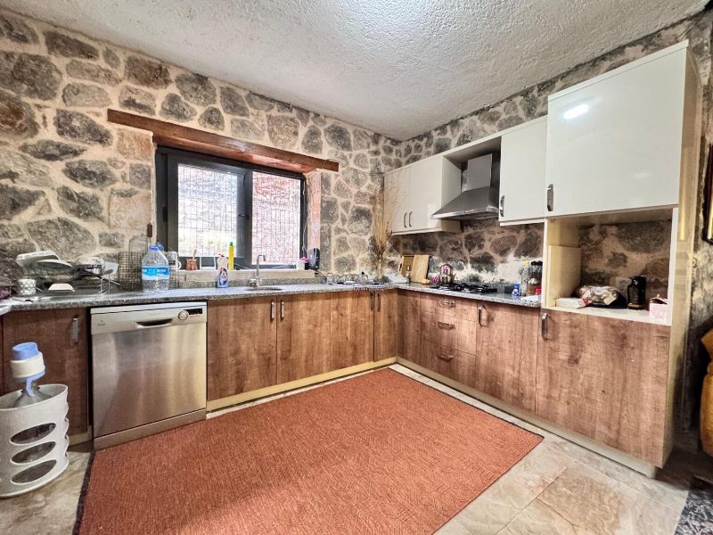 Characteristic Stone Villa with Views in Kizilbel Yesiluzumlu Fethiye