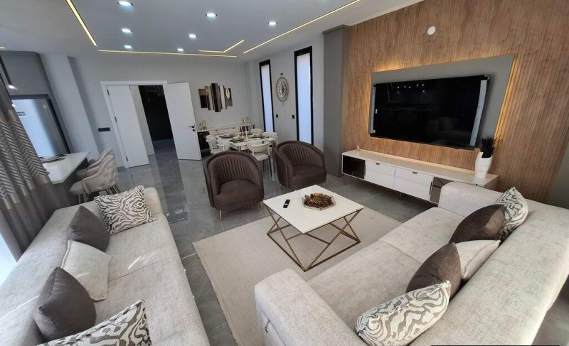 Detached Villa with Pool for Sale in Altinkum Didim Turkey