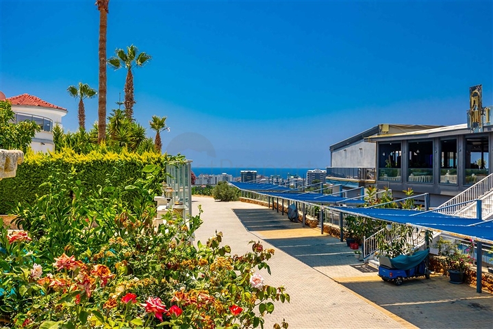 Fully Furnished 3 Bedroom Villa with Pool in Kargicak Alanya