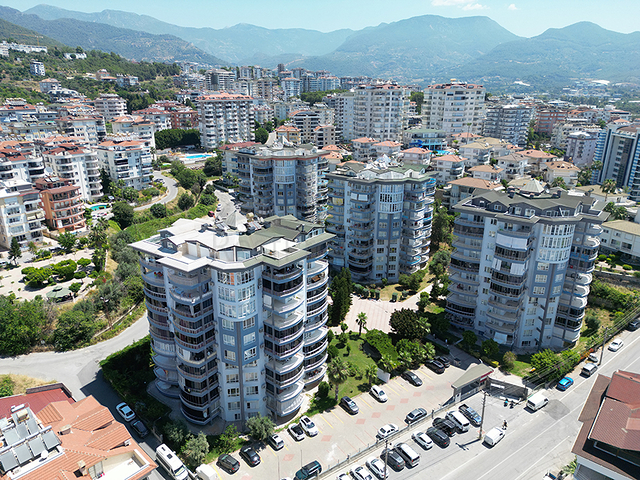 Fully Refurbished 4 Bedroom Duplex Apartment for Sale in Alanya l Cikcilli
