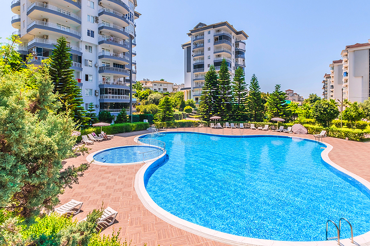 Fully Refurbished 4 Bedroom Duplex Apartment for Sale in Alanya l Cikcilli
