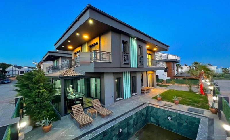 Luxury Didim Villa for Sale in Altinkum Area l 700metres to the Beach