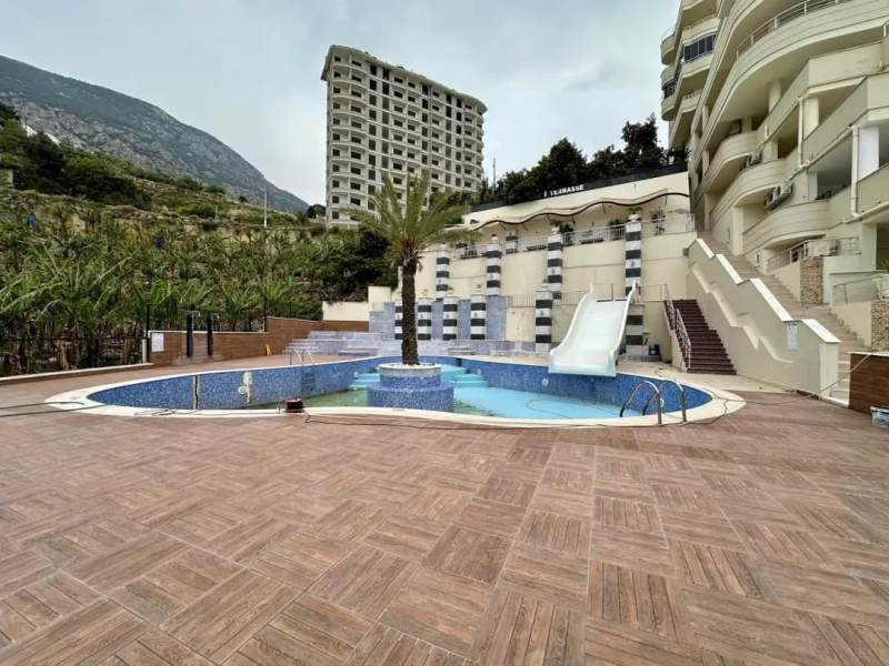 Mahmutlar Inci Terrace; 4 Bedroom Duplex Apartment with Large Terrace for Sale
