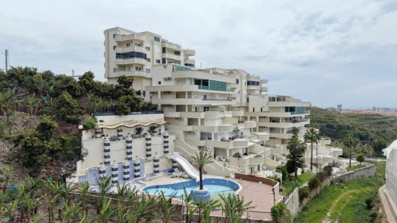Mahmutlar Inci Terrace; 4 Bedroom Duplex Apartment with Large Terrace for Sale