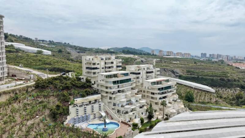Mahmutlar Inci Terrace; 4 Bedroom Duplex Apartment with Large Terrace for Sale