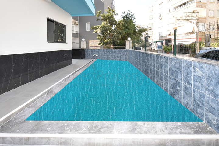 Modern 1+1 Apartment in the Center of Mahmutlar Alanya for Sale
