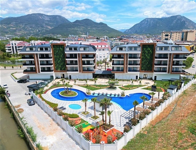 Modern 3 Bedroom Penthouse with Duplex Layout in Oba Alanya
