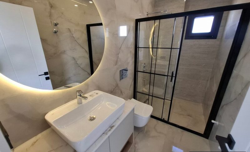 Spacious 3+1 Apartment with Panoramic Sea Views in the Prestigious Bektaş Area