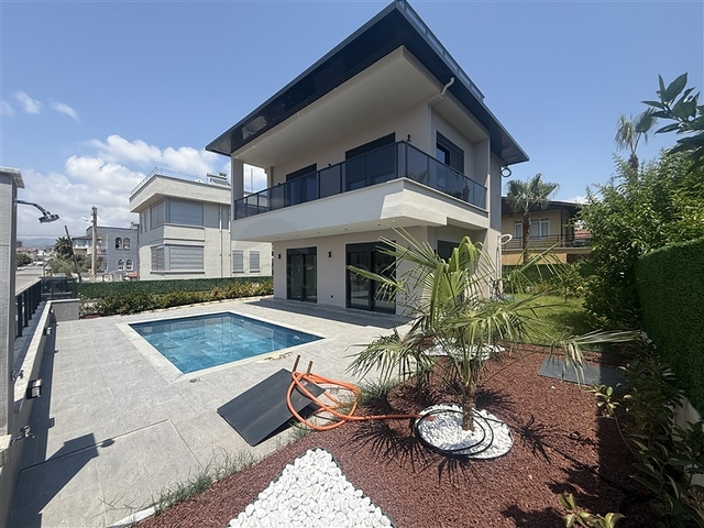 Private Villa with Pool for sale in Konakli Alanya Turkey