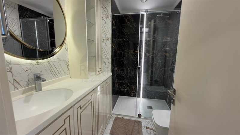 Sea View 1+1 Apartment in a Modern Complex by the Beach Mahmutlar Alanya