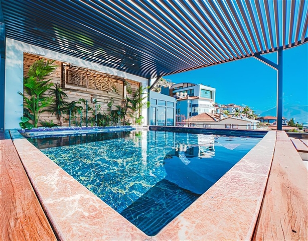 Spacious 3+1 Apartment with Panoramic Sea Views in the Prestigious Bektaş Area