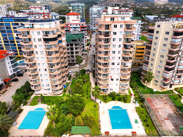 Spacious Furnished 2+1 Apartment in Mahmutlar Near the Sea
