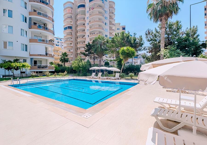 Spacious Furnished 2+1 Apartment in Mahmutlar Near the Sea