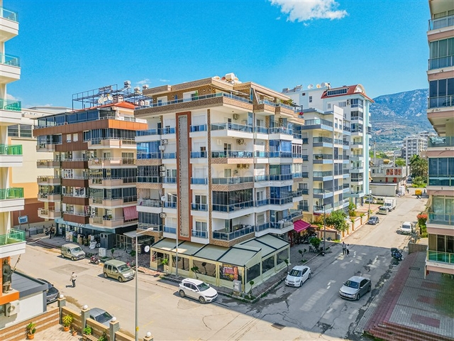 Spacious One Bedroom Close to Beach for Sale in Mahmutlar Alanya