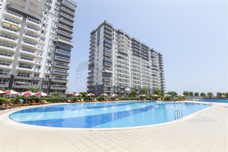 2-3 Bedroom Flats on a Seafront Complex in Erdemli Mersin Turkey