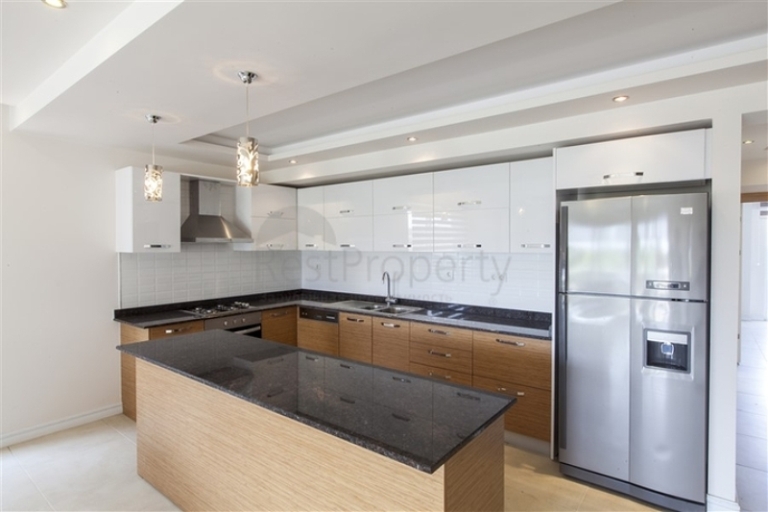 2-3 Bedroom Flats on a Seafront Complex in Erdemli Mersin Turkey